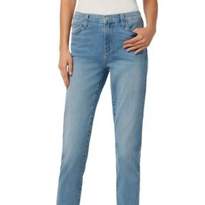 Hudson Jeans NWT, Size 26: Natalie Mid Rise Slim Boyfriend Jeans